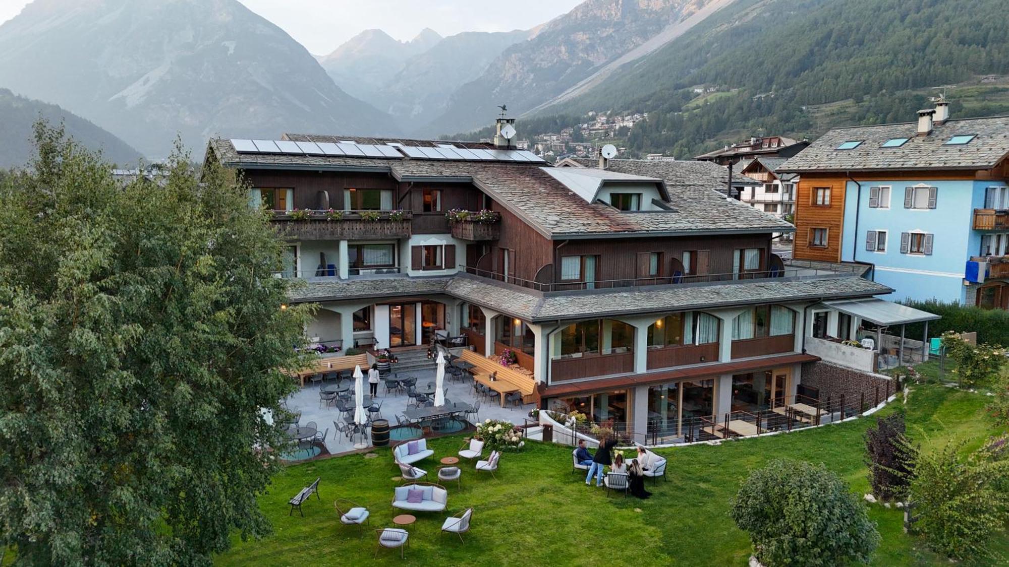 Hotel Nevada Bormio Exterior foto